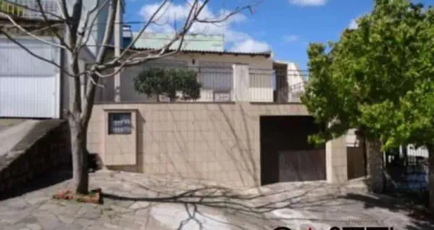 Casa com 4 quartos à venda na Rua Tijuca, 227, Medianeira, Porto Alegre