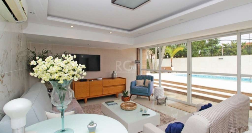 Casa com 4 quartos à venda na Rua Jacundá, Guarujá, Porto Alegre
