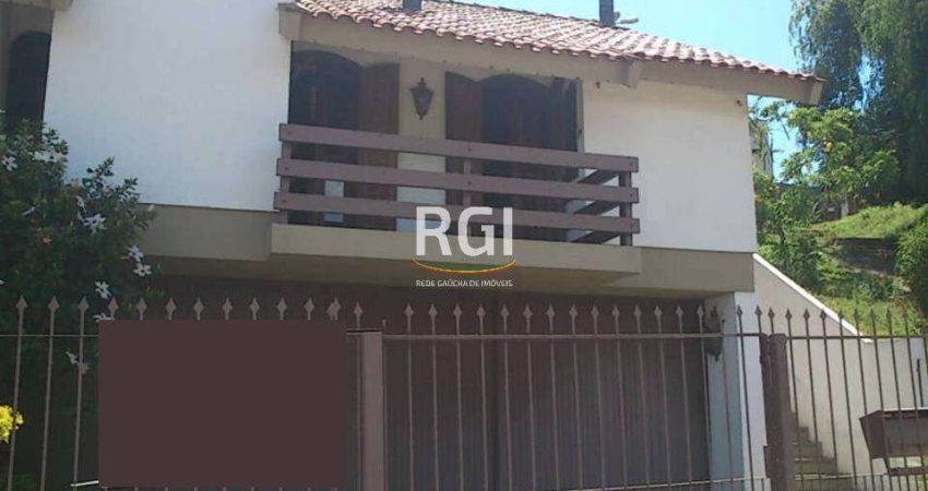 Casa com 3 quartos à venda na Rua Paulo Bento Lobato, Jardim Lindóia, Porto Alegre