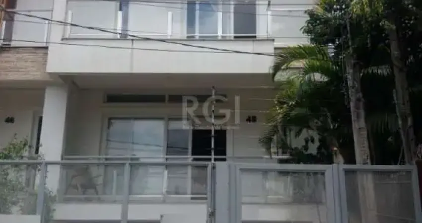 Casa com 3 quartos à venda na Rua Caracas, Jardim Lindóia, Porto Alegre