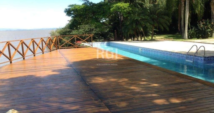 Casa Condominio 4 Dormitório(s) Bairro Ponta Grossa