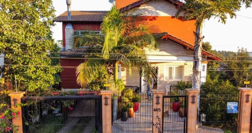 Casa com 3 quartos à venda na Rua Dona Lida Monteiro, Teresópolis, Porto Alegre
