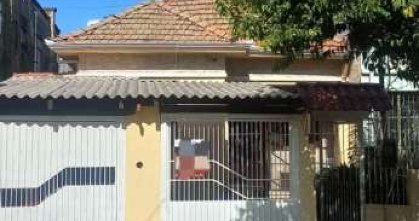 Casa com 3 quartos à venda na Rua Conselheiro Travassos, São Geraldo, Porto Alegre