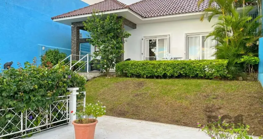 Casa com 4 quartos à venda na Rua Cariri, Vila Assunção, Porto Alegre