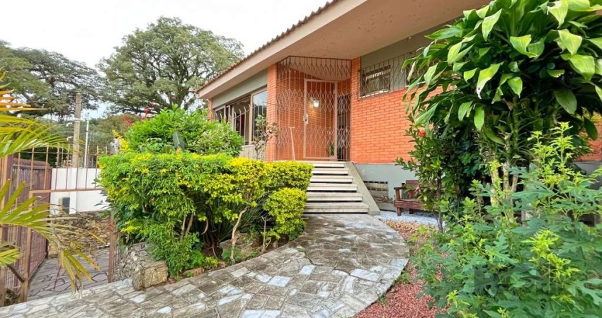 Casa com 3 quartos à venda na Rua Hipólito da Costa, Menino Deus, Porto Alegre
