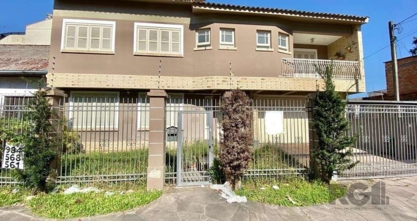 Casa com 4 quartos à venda na Rua Ari Marinho, Higienópolis, Porto Alegre