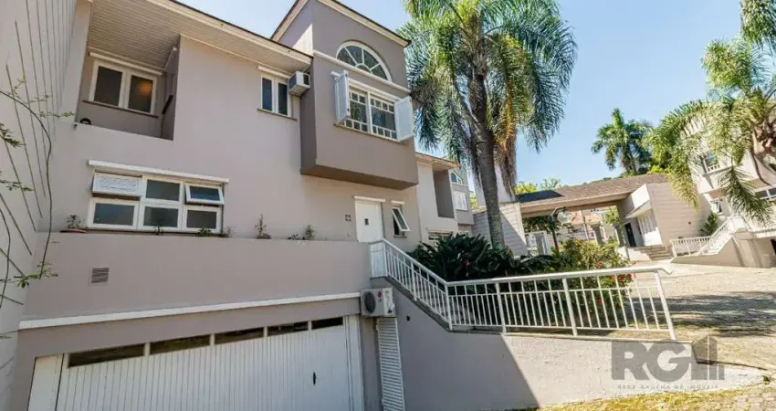 Casa em condomínio fechado com 3 quartos à venda na Avenida Coronel Marcos, 483, Pedra Redonda, Porto Alegre