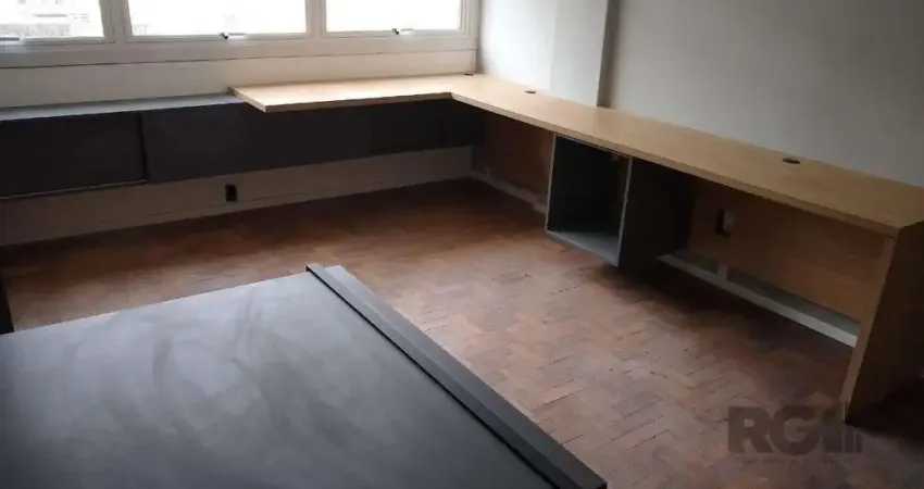 Sala comercial para alugar na Rua Uruguai, Centro Histórico, Porto Alegre
