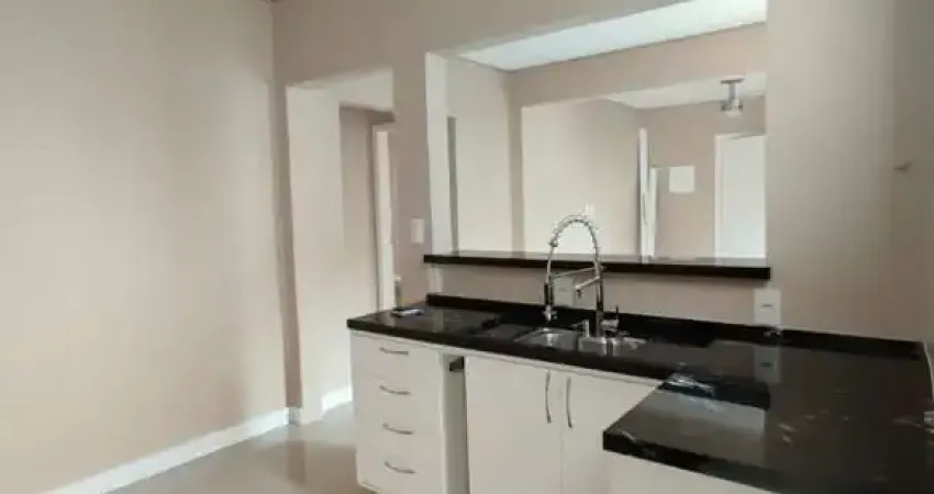 Apartamento com 2 quartos à venda na Rua Vinte e Quatro de Maio, 200, Centro Histórico, Porto Alegre