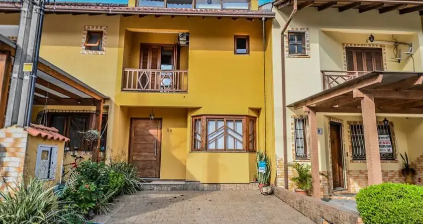 Casa em condomínio fechado com 2 quartos à venda na Avenida Edgar Pires de Castro, 1286, Hípica, Porto Alegre