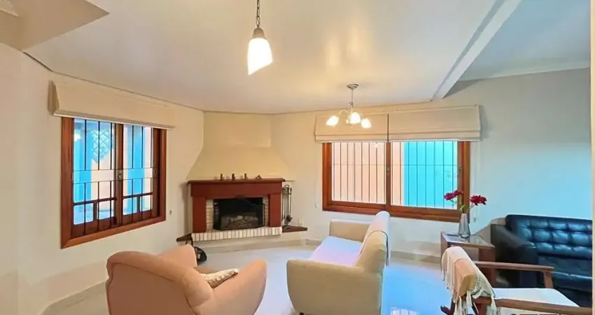 Casa com 3 quartos à venda na Rua Torre de Pedra, 72, Espírito Santo, Porto Alegre