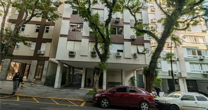 Apartamento com 3 quartos à venda na Rua Duque de Caxias, 833, Centro Histórico, Porto Alegre