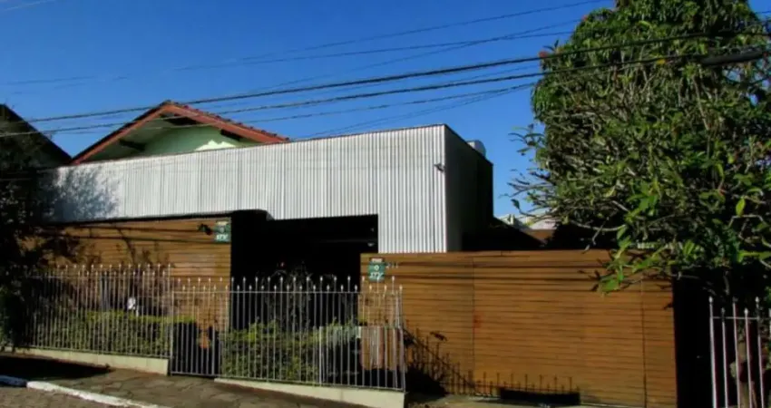 Prédio à venda na Rua Peru, 211, São Luis, Canoas