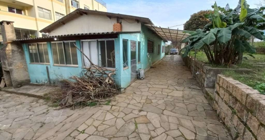 Casa com 4 quartos à venda na Avenida Jacuí, Cristal, Porto Alegre