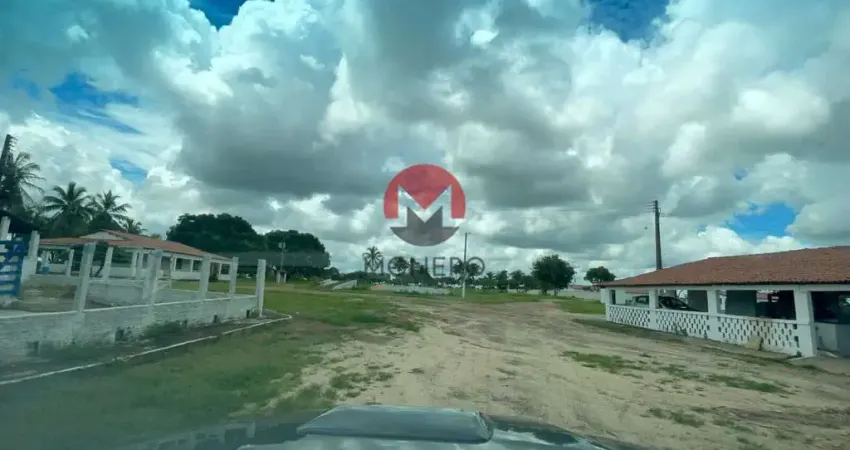 FAZENDA a 5 KM da PISTA com 185 HECTARES com TERRA BOA | Caponga, Cascavel-CE