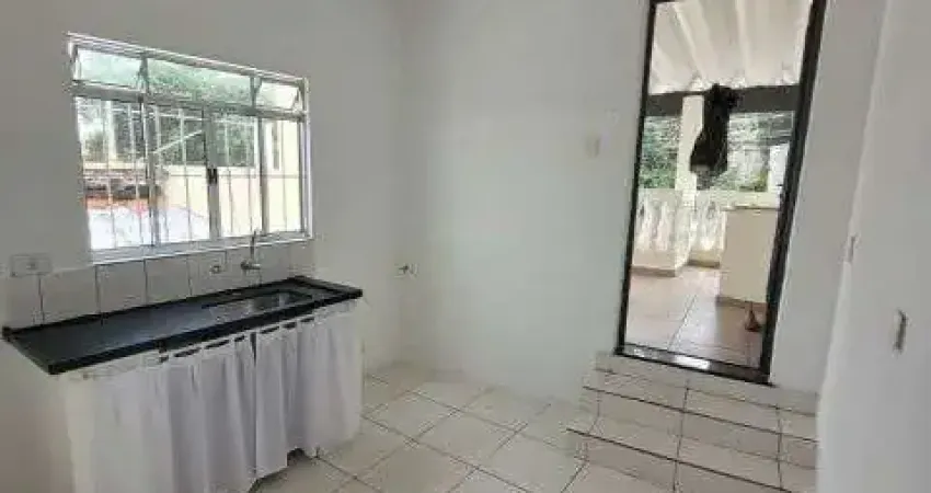Casa com 1 quarto para alugar na Rua Simão de Toledo Castelhanos, Vila Santa Maria, São Paulo