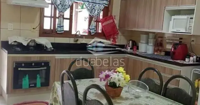 Uma Linda Casa á Venda.