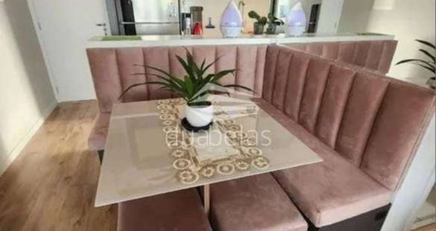Apartamento com Varanda Gourmet e vista permanente.