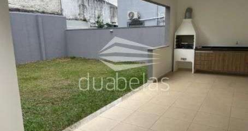Casa em condomínio fechado com 3 quartos para alugar no Parque Residencial Maria Elmira, Caçapava 