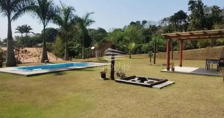 Casa com 2 quartos à venda no Centro, Paraibuna 