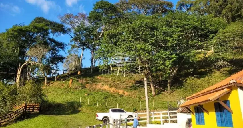 Casa com 3 quartos à venda na Chácara Germana, Caçapava 