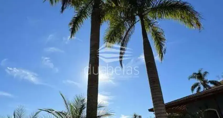 Casa com 3 quartos à venda no Centro, Paraibuna 