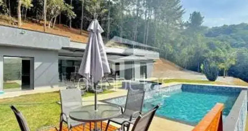 Casa com 3 quartos à venda no Centro, Guararema