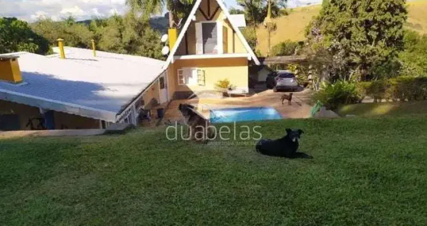 Belíssima chácara a 10 minutos do centro de são josé dos campos