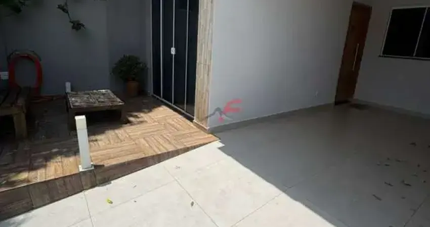 Casa com 3 quartos à venda na Rua Basílio Zequim, 83, Zona 44, Maringá