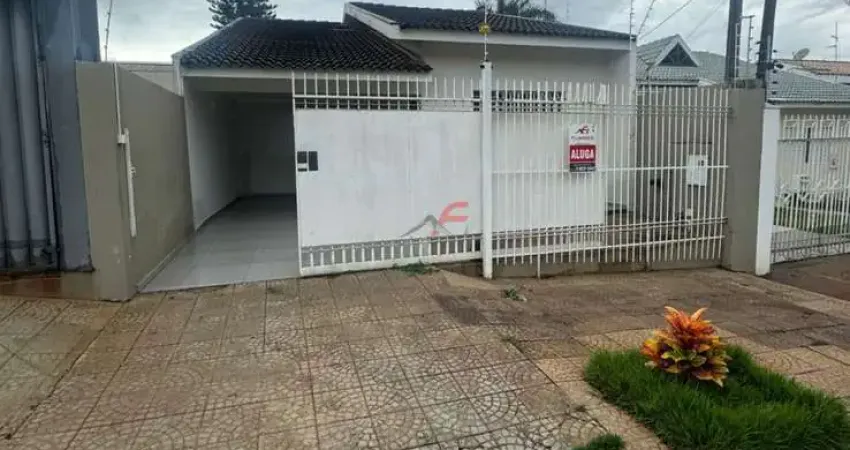 br Localizada no Jardim Higienópolis, próxima à Avenida Carlos Borges, na Rua João Carlos Polo — região tranquila e com fácil acesso ao comércio e serviços.[br Características do imóvel:[br • 03 quartos, sendo 01 suíte[br • Casa sem mobília[br • Sala ampla[br • Cozinha espaçosa[br • Área de serviço nos fundos[br • 02 vagas de garagem (01 coberta e 01 descoberta)[br • Portão eletrônico[br • Cerca elétrica para maior segurança[brImóvel ideal para quem busca conforto, praticidade e boa localização.[br Entre em contato para mais informações e agende sua visita![br
![Casa com 3 quartos para alugar na Rua João Carlos Polo, 1214, Zona 20, Maringá