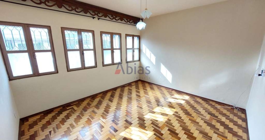 Casa com 3 quartos para alugar na Rua Francisco de Oliveira Penteado, 199, Vila Boa Vista, São Carlos