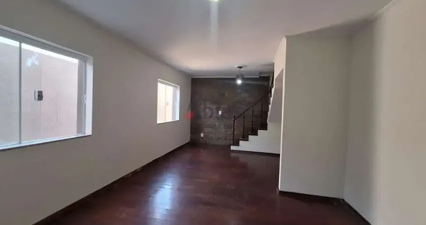 Casa com 3 quartos para alugar na Rua Aristeu Soares de Camargo, 256, Jardim Real, São Carlos