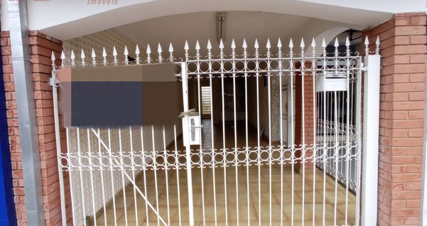 Salão comercial e residência na Vila Prado - São Carlos, SP