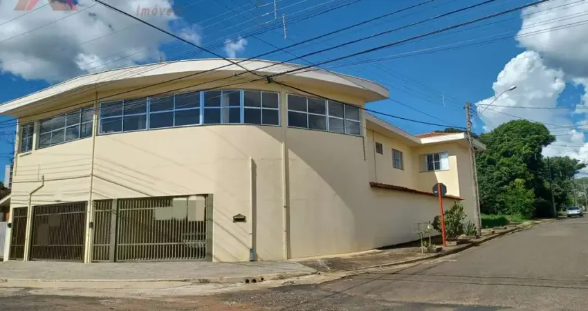 Casa com 4 quartos à venda na Rua Vicente Petrilli, 182, Jardim Hikare, São Carlos