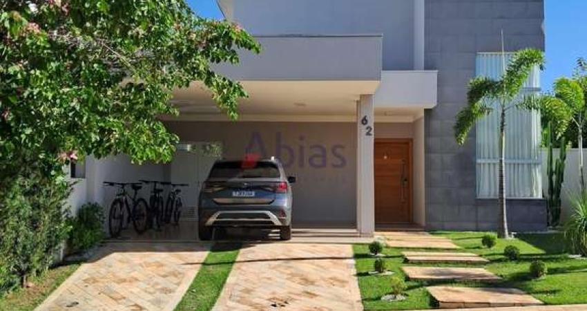 Casa em Village Damha III - 4 Dormitórios, 234m² à Venda