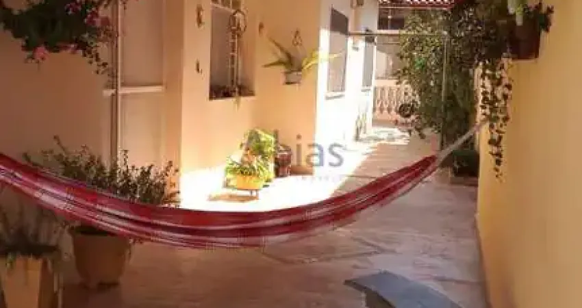 Casa à Venda no Parque Santa Marta, São Carlos – 3 Dorms, 217m²