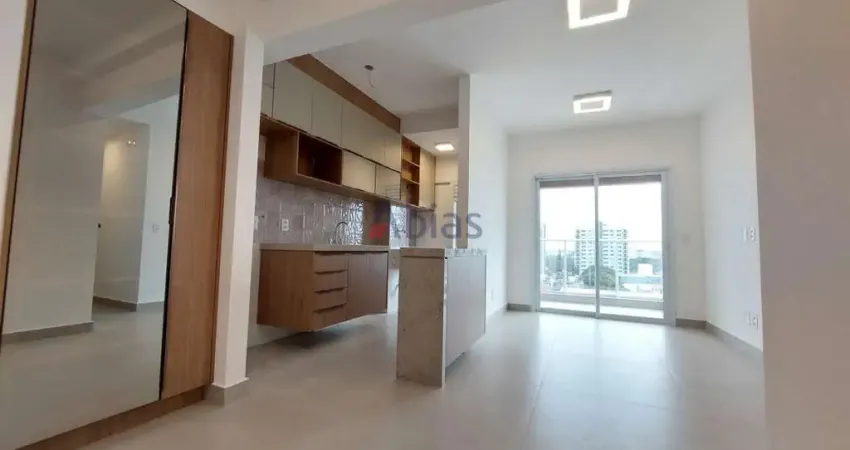 Apartamento com 3 quartos para alugar na Rua Major Júlio Salles, 539, Centro, São Carlos