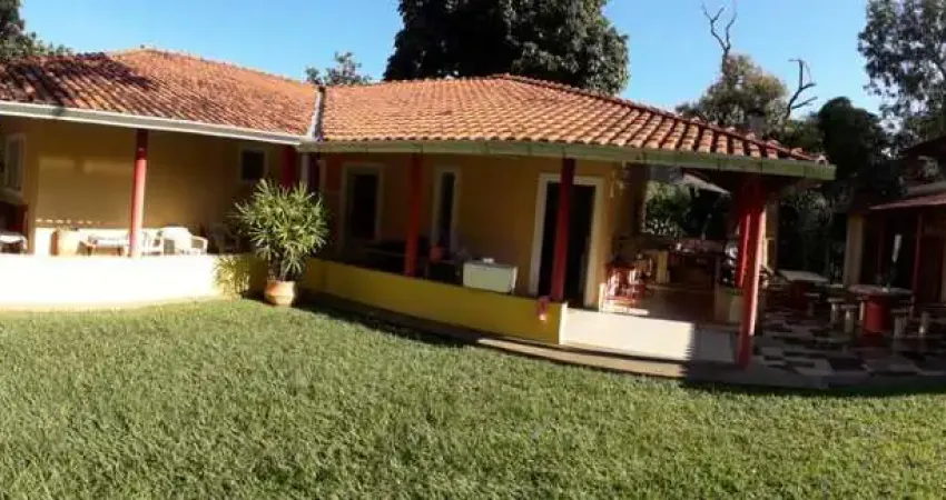 Chácara / sítio com 2 quartos à venda na Rua Luiza Miranda da Silva, 87, Loteamento Aracê de Santo Antonio I, São Carlos