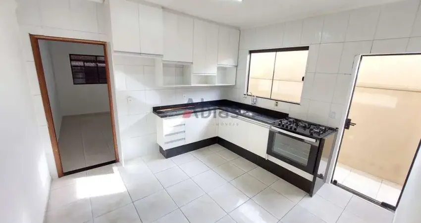 Casa com 2 quartos para alugar na Rua José Calijuri, 173, Jardim Hikare, São Carlos