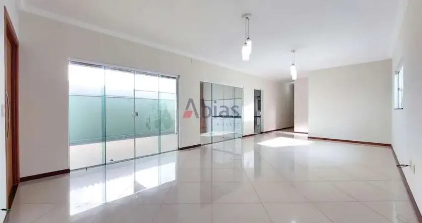 Casa em condomínio fechado com 3 quartos para alugar na Avenida João de Lourenço, 4993, Parque Eldorado, São Carlos