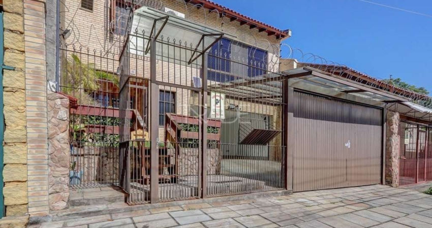 Casa com 3 quartos à venda na Rua Lloyd de Andrade Polidoro, 55, Ipanema, Porto Alegre