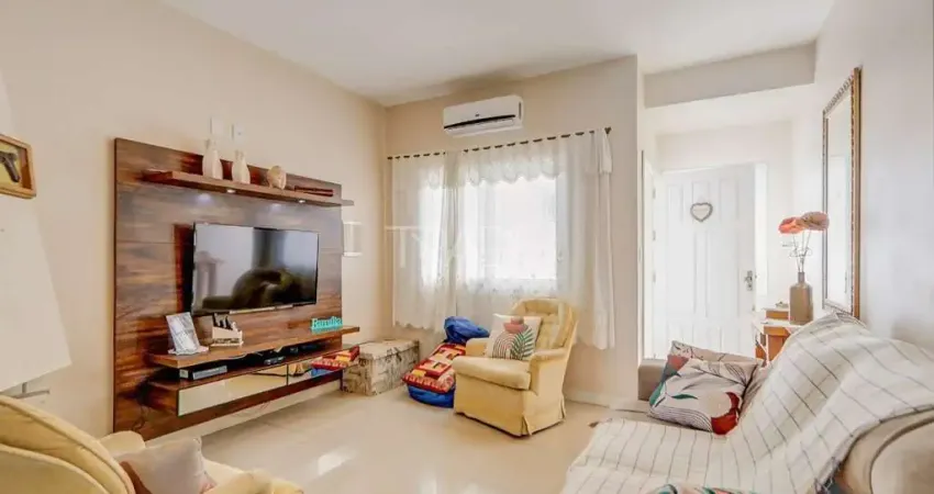 Casa com 2 quartos à venda na Rua Manoel Nunes da Silva, 67, Guarujá, Porto Alegre