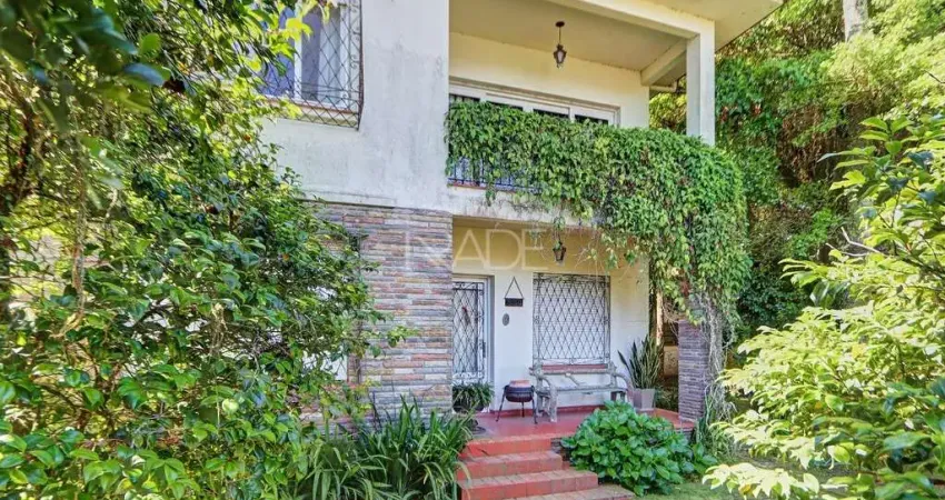 Casa com 3 quartos à venda na Travessa Pedra Redonda, 548, Jardim Isabel, Porto Alegre