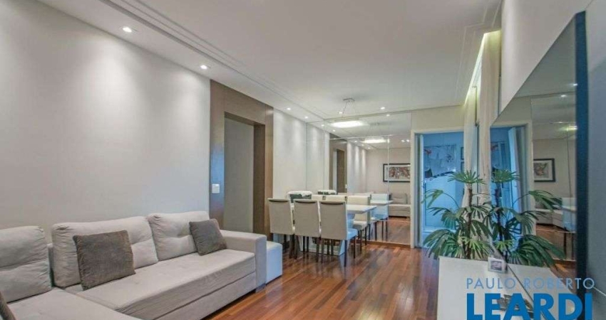 Apartamento com 3 quartos à venda na Chácara Santo Antônio, São Paulo 