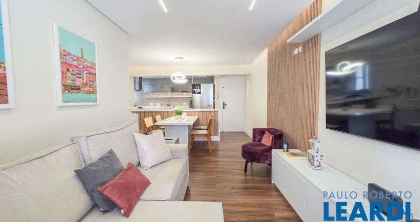 Apartamento com 2 quartos para alugar na Vila Olímpia, São Paulo 