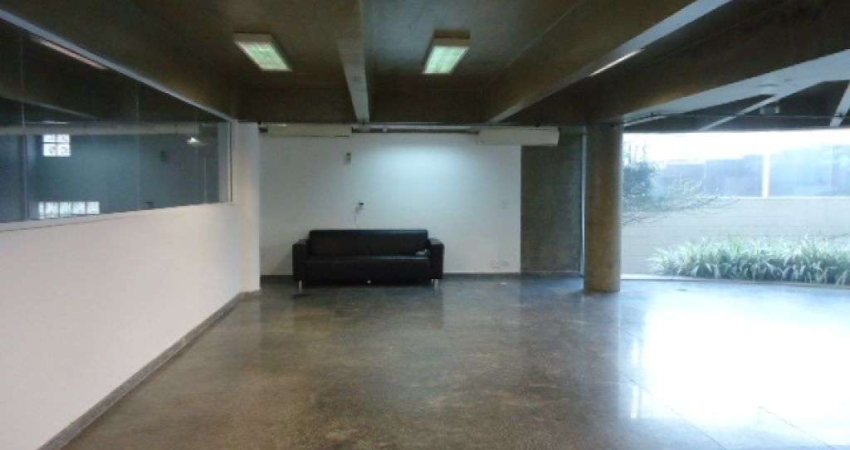 Casa comercial para alugar no Real Parque, São Paulo 