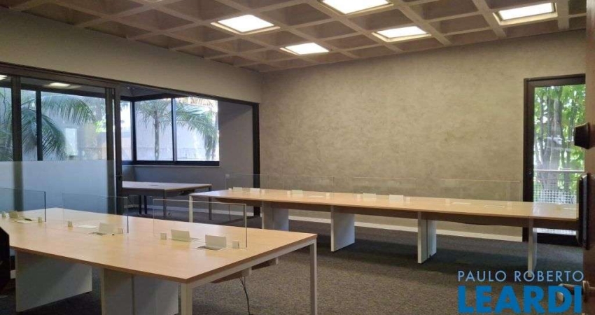 CONJ. COMERCIAL - VILA MADALENA - SP