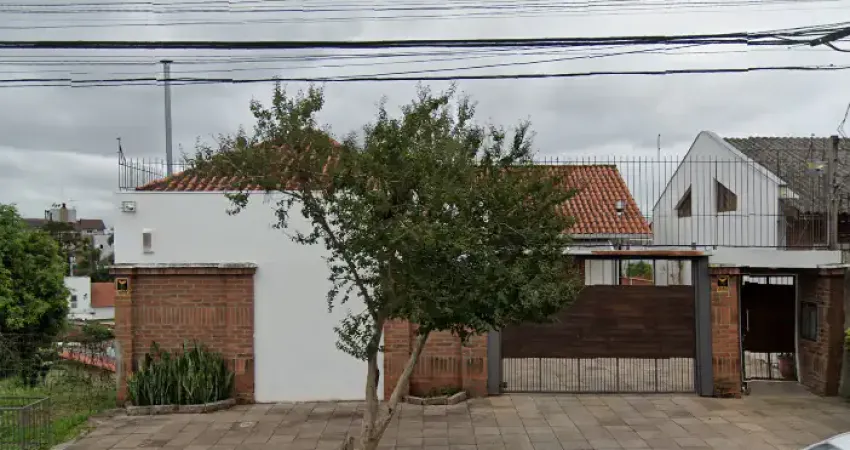 Casa de 118 m², com 03 dormitórios (sendo um deles uma suíte), para venda