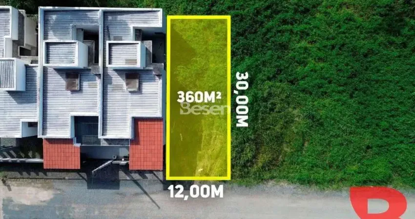 TERRENO NA BARRA DO SAÍ COM 360,00m², FACE SUL - APROX. 600 METROS DO MAR