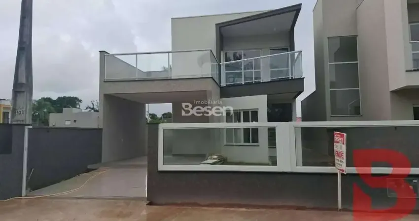 SOBRADO  COM 187,00M² , NA RUA 1750, BALN. MARILUZ, COM QUARTO E PARTE TERREA, AREA COM CHURRASQUEIRA E PISCINA, LAVANDERIA INDIVIDUAL.